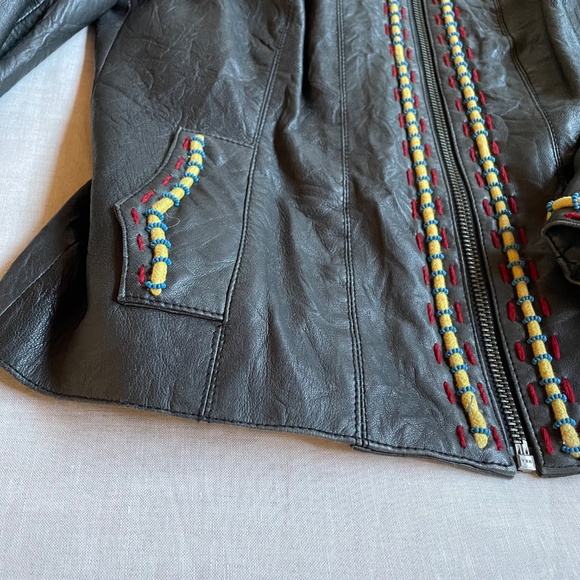Double D Ranch Embroidered Leather Jacket - Picture 4 of 10